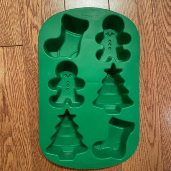 2 New Christmas Baking Forms - Picture 4 of 4